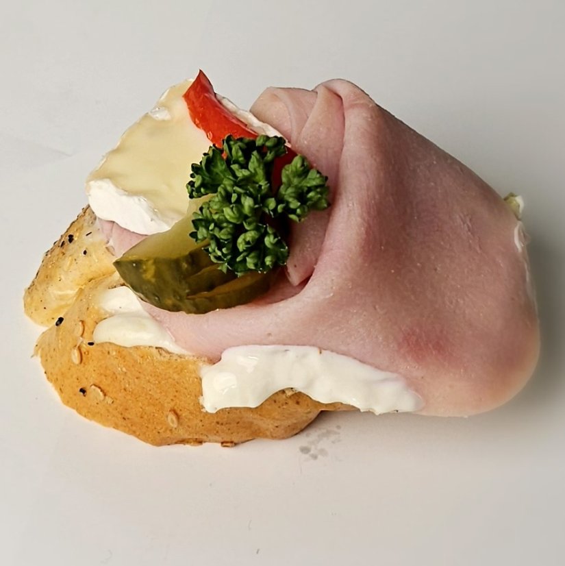 Kanapka camembert