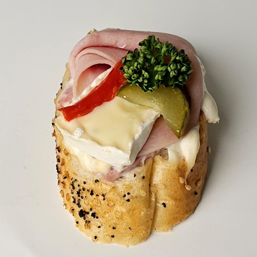 Kanapka camembert